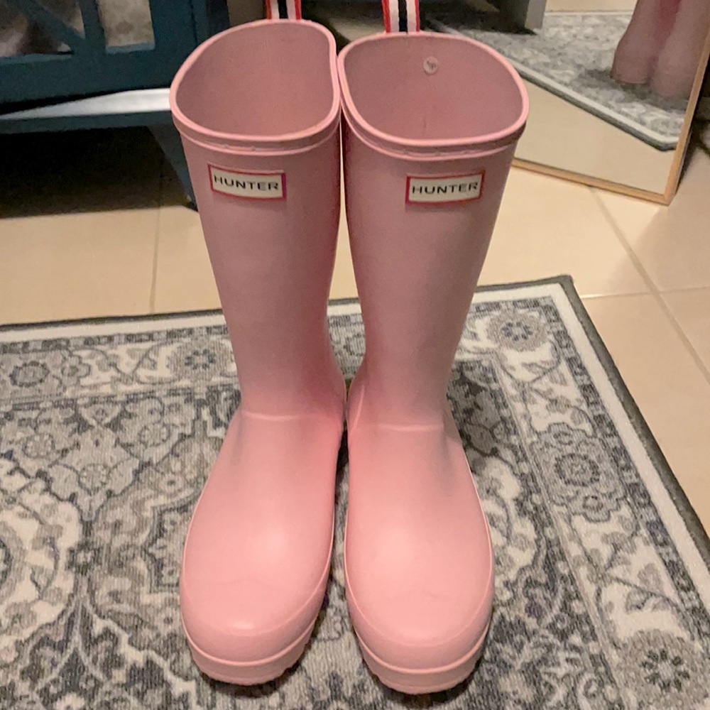 Hunter boots with a mini wedge.